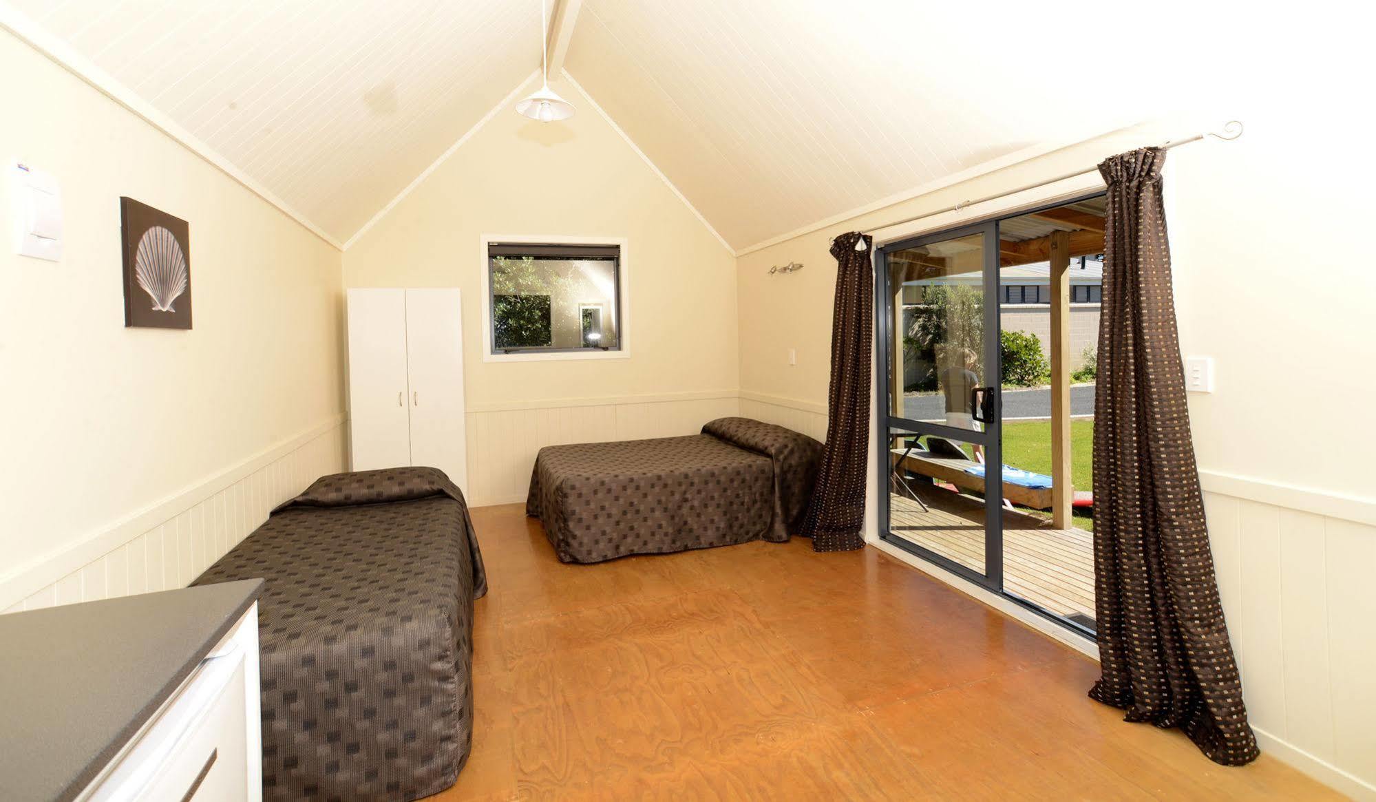 Hotel Camp Waipu Cove Extérieur photo